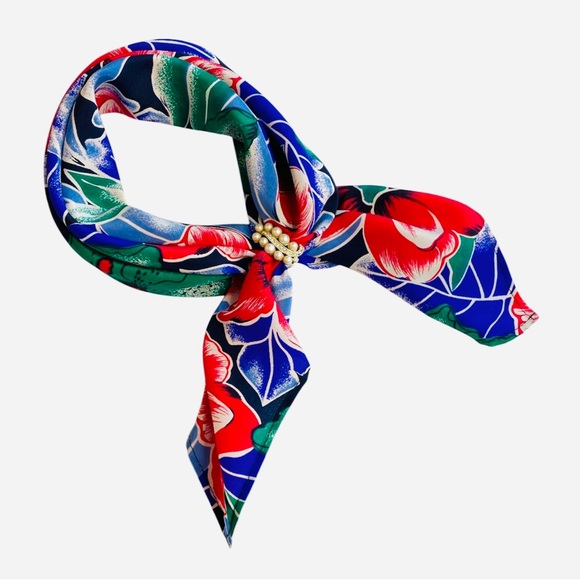 NWT SIlklette Floral Bloom NWT SILKLETTE Spotted 100% Fine Silk Kerchief Scarf - Picture 4 of 6